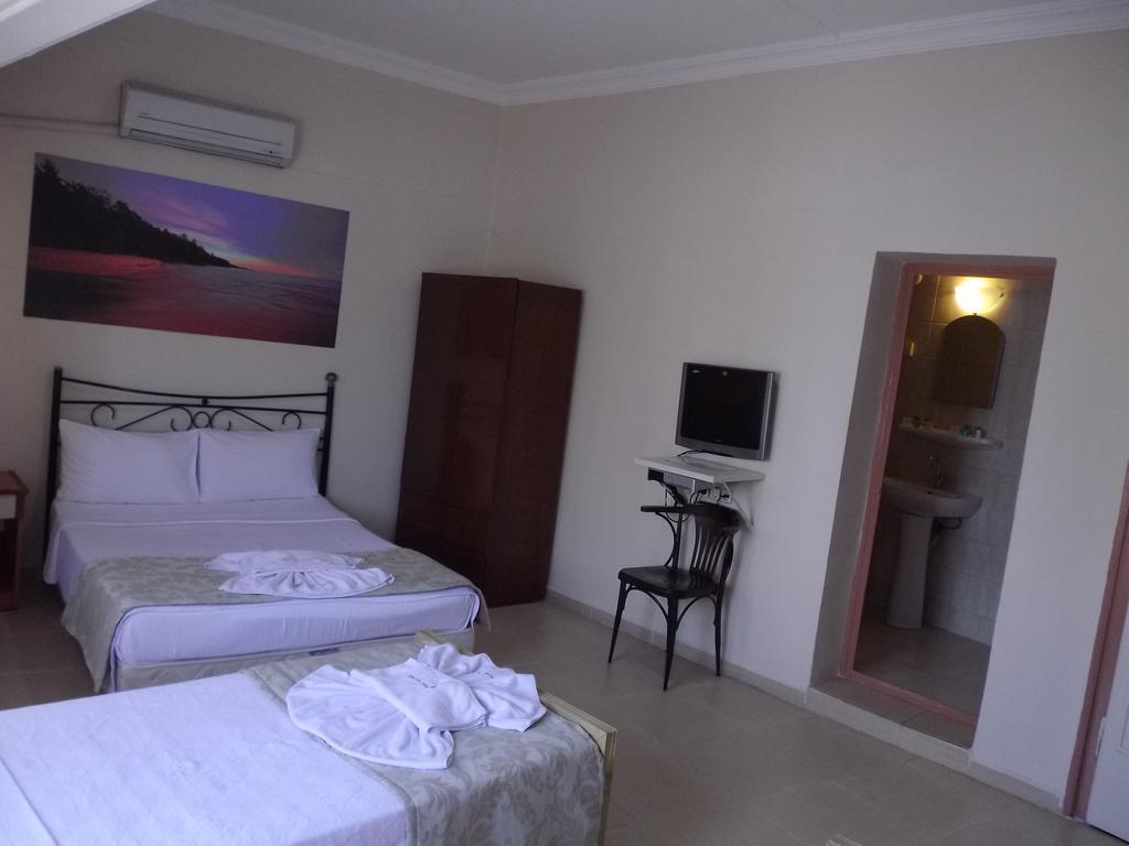 Caylan Hotel อิซมีร์ ภายนอก รูปภาพ